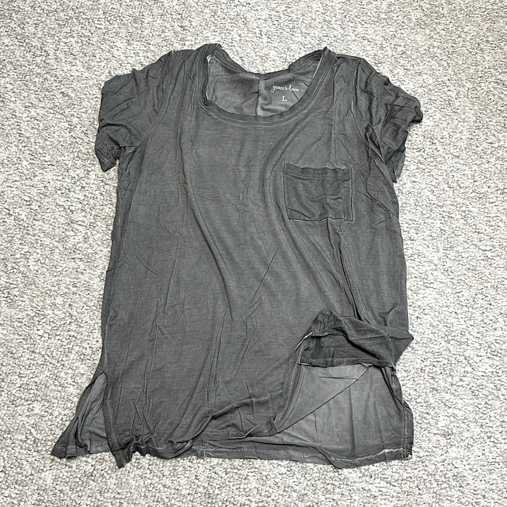 Grace & Lace mineral wash basic tee